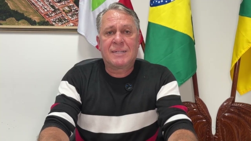 PALMA SOLA – Vereadores gravam vídeo desejando Feliz Natal à população